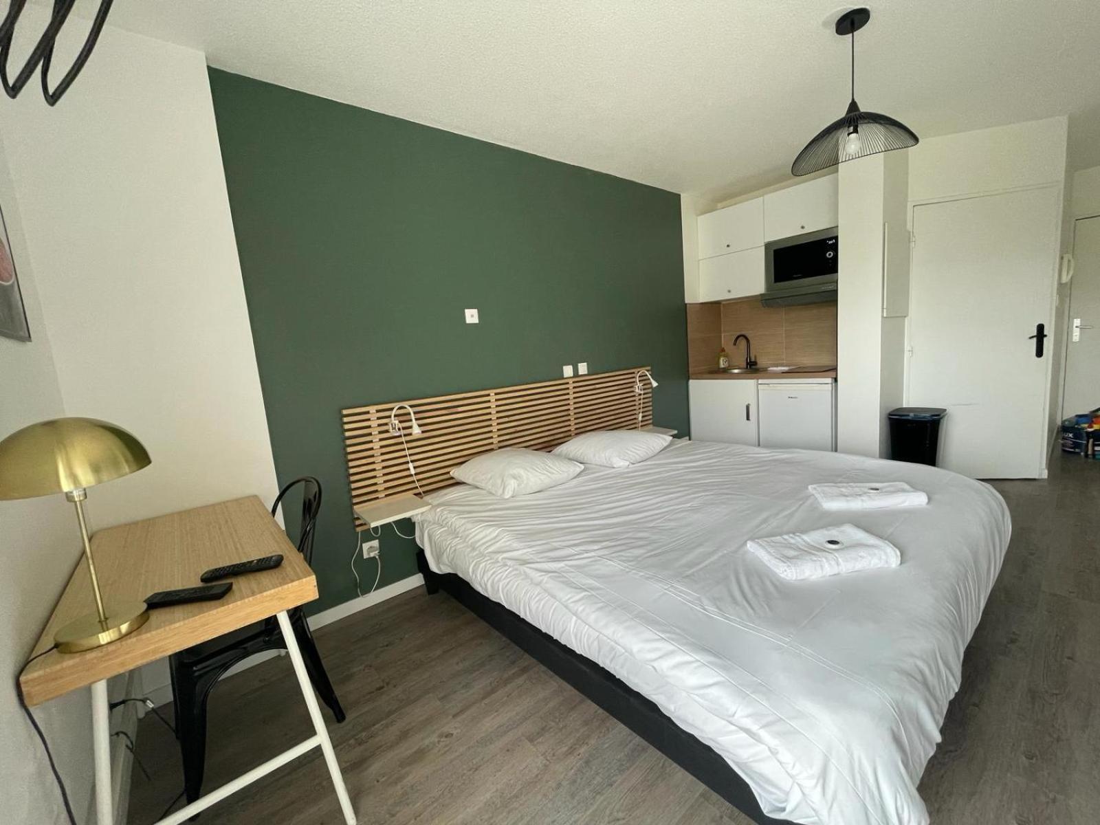 Bel Appartement Design Tout Confort Сенон Экстерьер фото